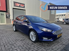 Ford Focus - 1.0 Titanium Edition Vol Opties Goed Onderhouden