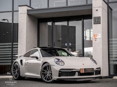 Porsche 911 - 992 3.8 Turbo S / Org. NL / 1st Owner / BOSE / Lift / Pano / Carbon / Exclusiv Design