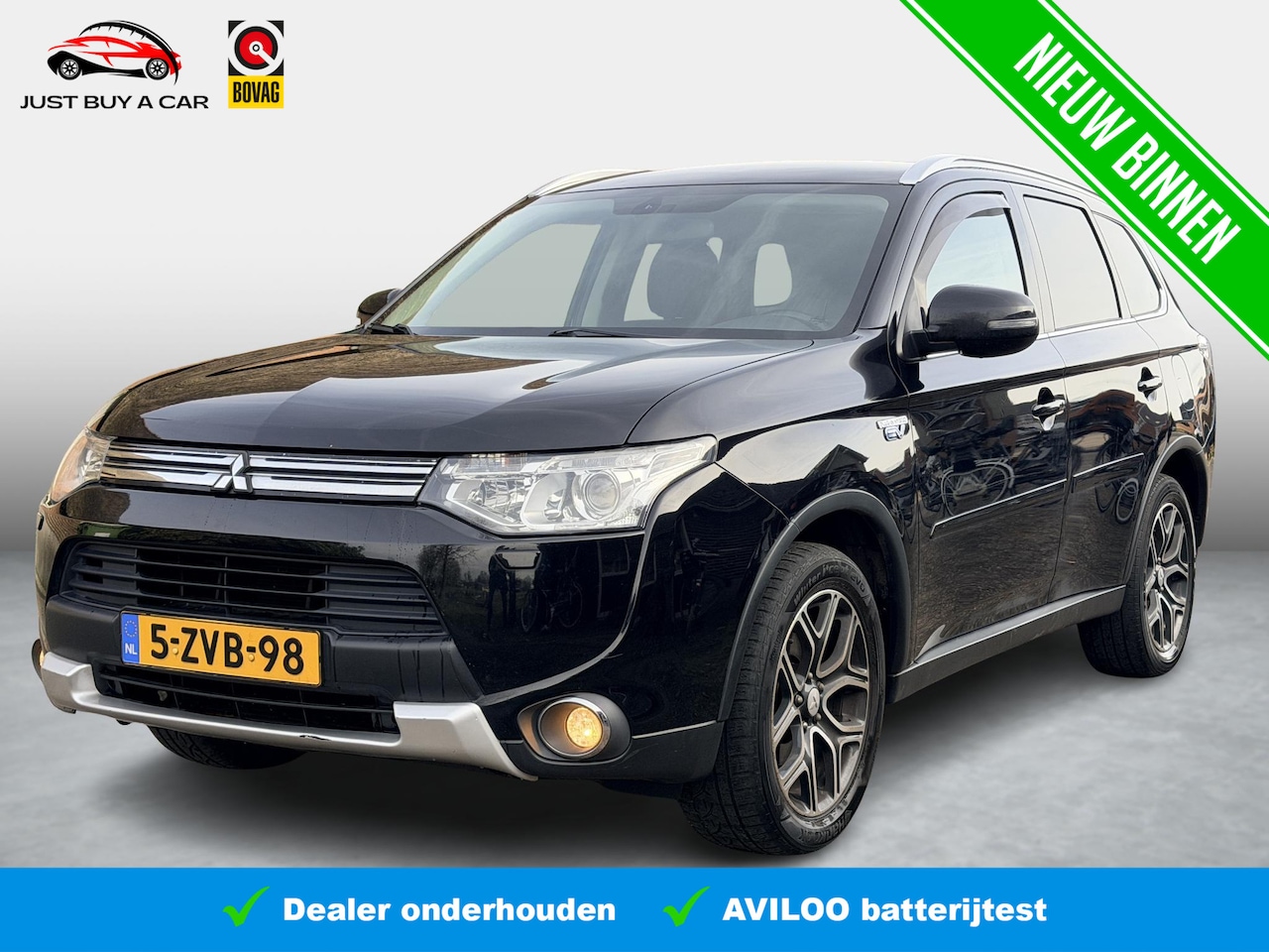 Mitsubishi Outlander - 2.0 PHEV Executive Edition X-Line 1e Eigenaar / Style Pakket / Cruise / LED / Navigatie / - AutoWereld.nl