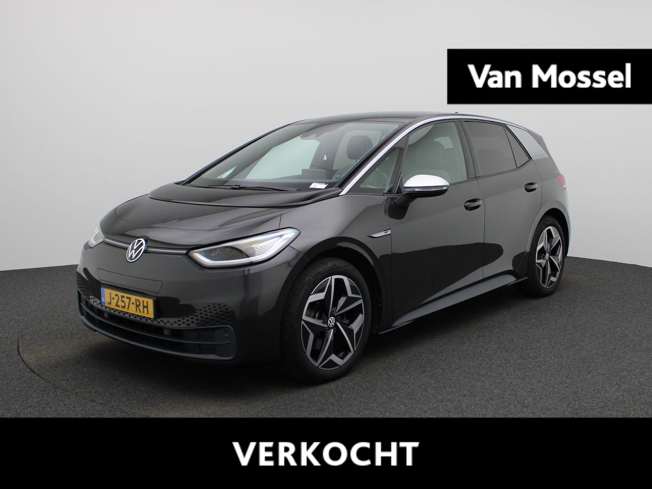 Volkswagen ID.3 - First Plus 58 kWh SOH 91% | Achteruitrijcamera | Stoelverwarming | Stuurwielverwarming | A - AutoWereld.nl
