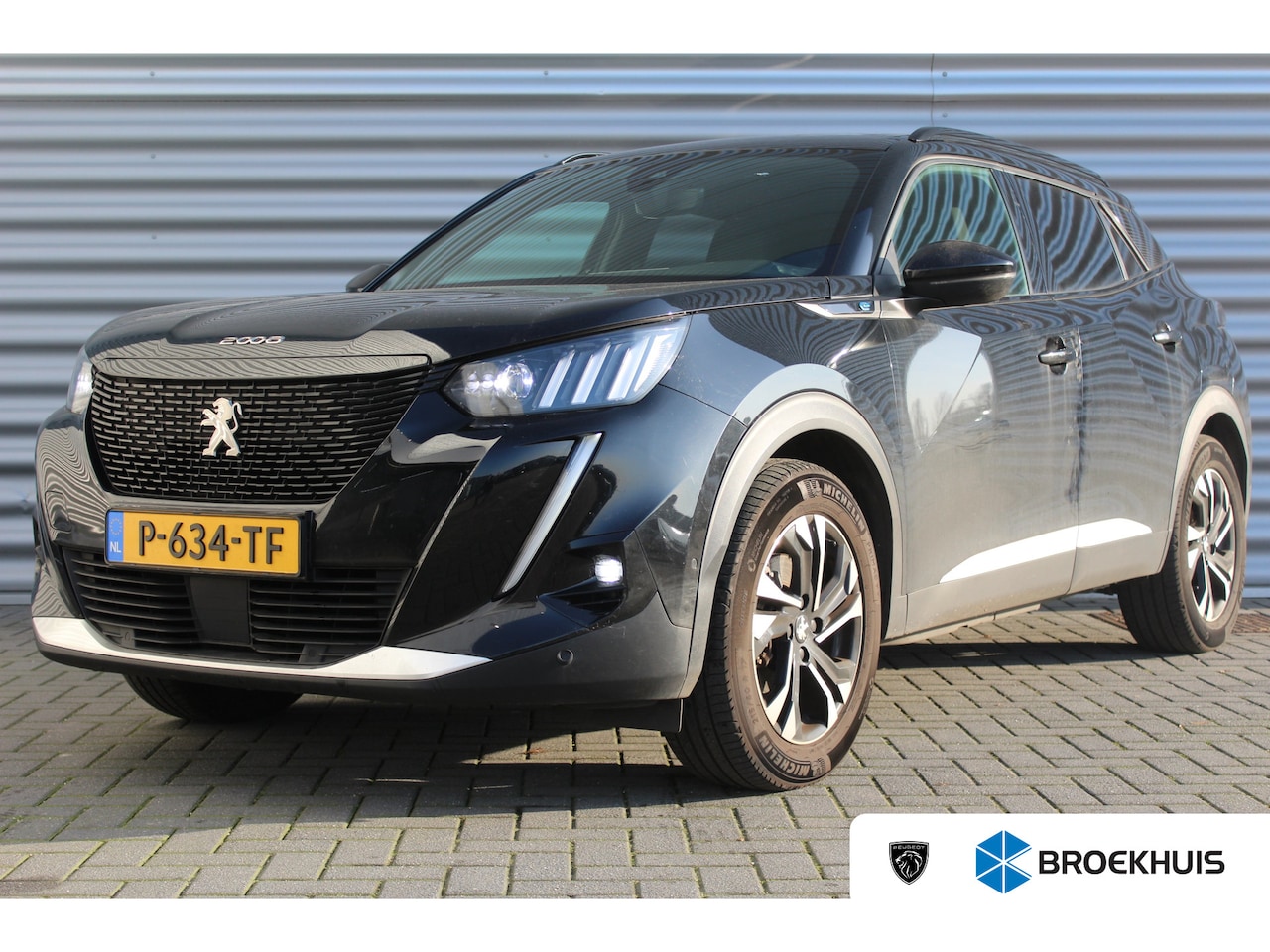 Peugeot e-2008 - 50KWH 136PK GT PACK AUTOMAAT / NAVI / LEDER / CLIMA / PDC / 18" LMV / CAMERA / PANO. DAK / - AutoWereld.nl