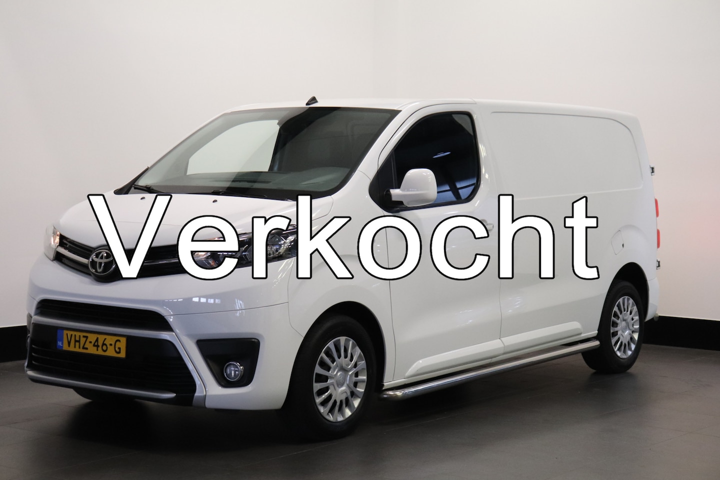 Toyota ProAce Worker - 2.0 D-4D 177PK Automaat L2 - EURO 6 - AC/Climate - Navi - Cruise - €14.950,- Excl. - AutoWereld.nl