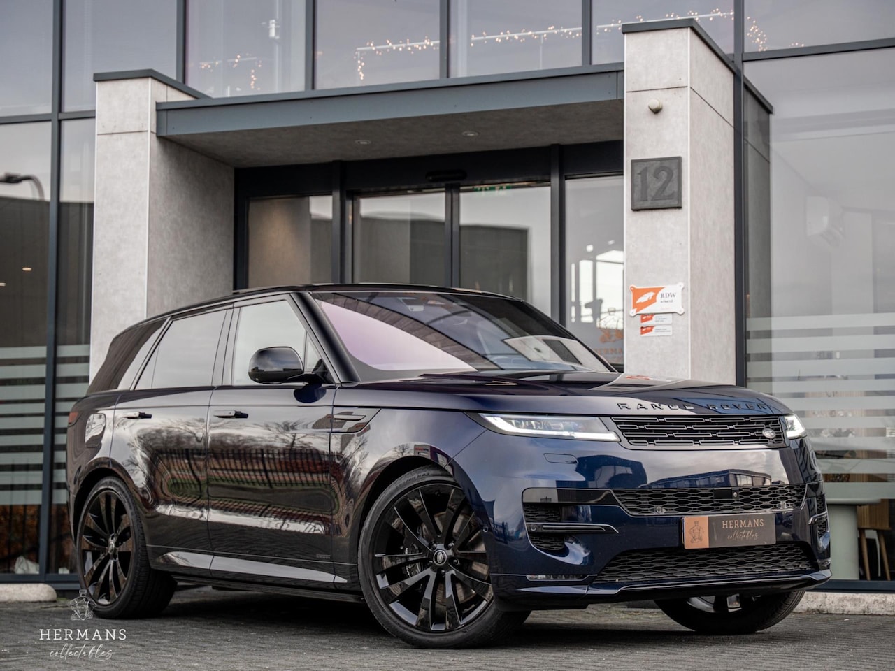 Land Rover Range Rover Sport - 3.0 P510e First Edition / Org. NL / 1st Owner / Meridian Signature / Tow-Bar - AutoWereld.nl