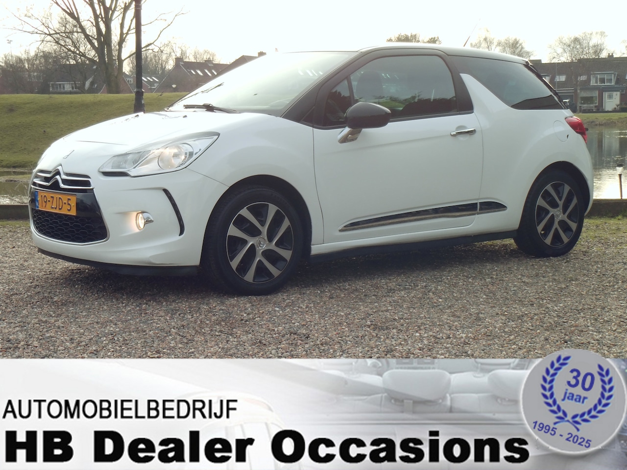 Citroën DS3 - 1.2 VTi So Chic - Airco - AutoWereld.nl