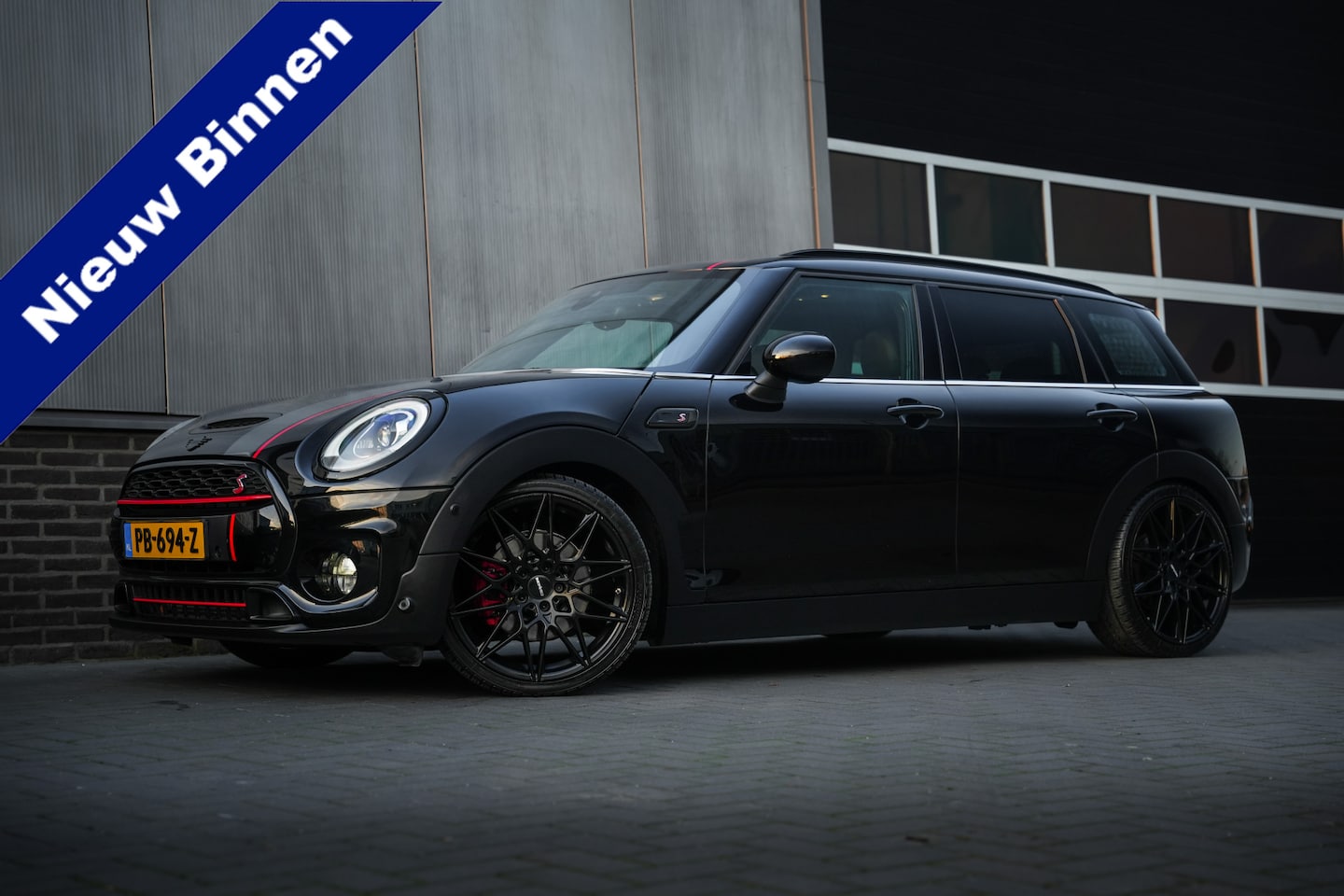 MINI Clubman - Mini 2.0 Cooper S Chili Serious Business NL-Auto/ Pano-Dak/ H&K/ Keyless/ Mini-Yours/ Uitl - AutoWereld.nl