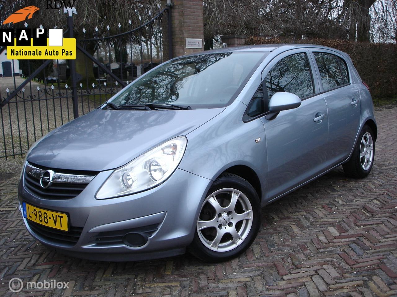 Opel Corsa - 1.2-16V Essentia (Bj 2008') 5-Drs|APK 15-12-2026' - AutoWereld.nl