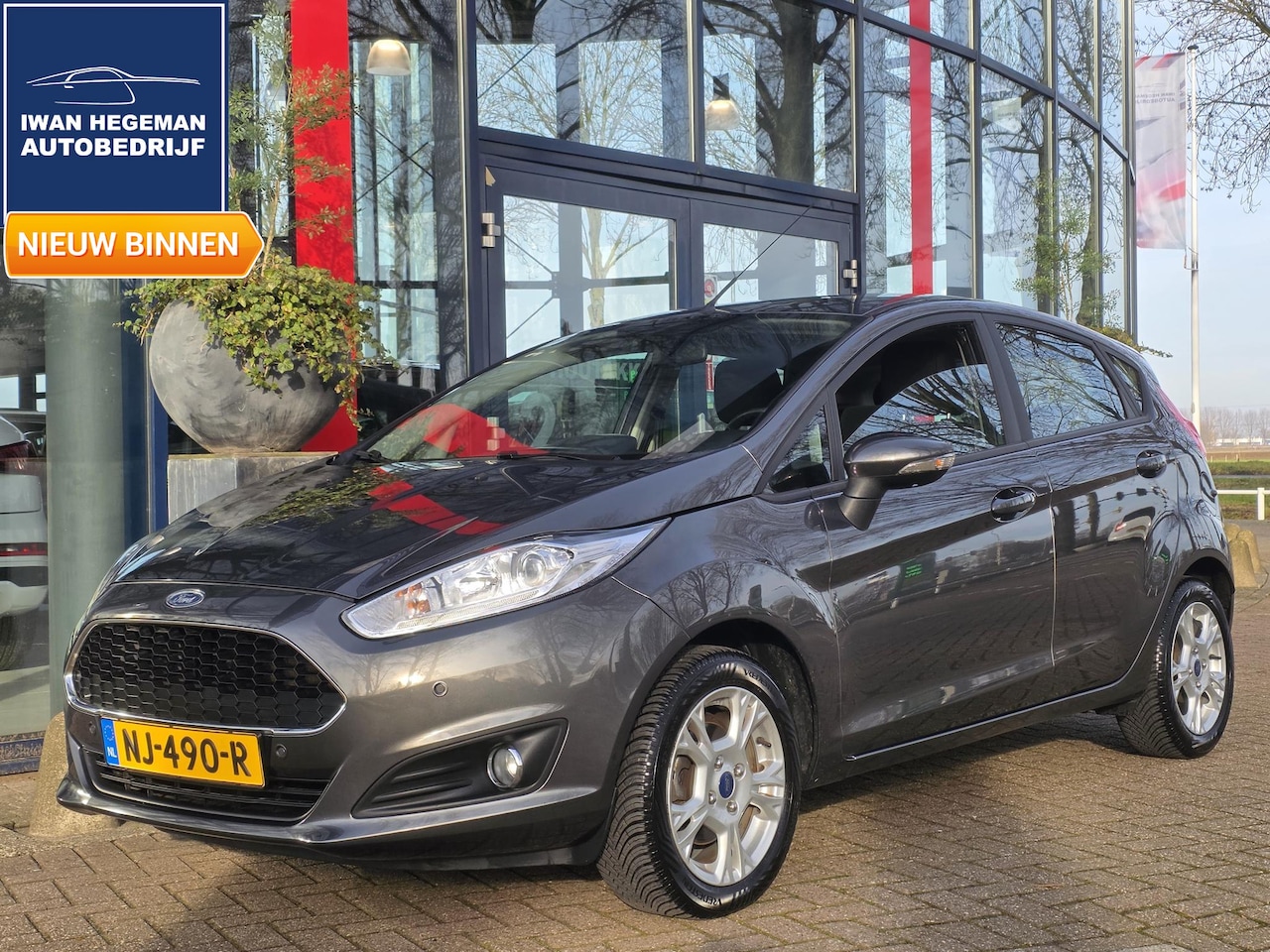 Ford Fiesta - 1.0 Style Ultimate | Navigatie | LM Velgen | PDC voor + achter | Trekhaak | - AutoWereld.nl