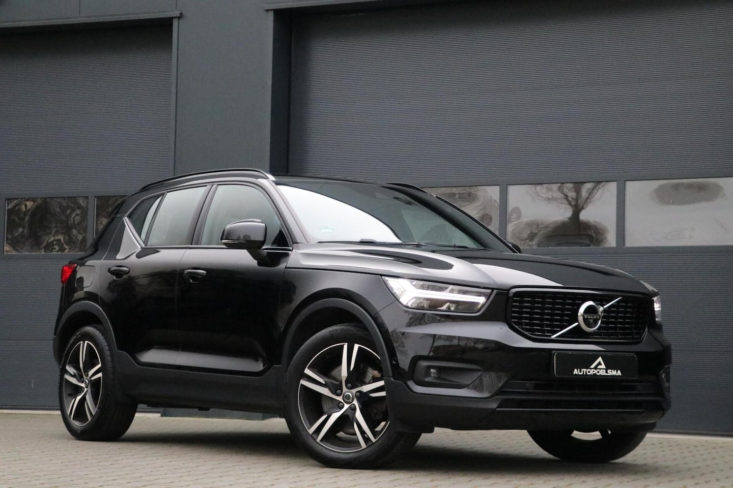 Volvo XC40 - 1.5 T5 Recharge |R-DESIGN| AdaptivCruise 360View 19'Inch Leder/Alcantara LaneAssist PilotA - AutoWereld.nl