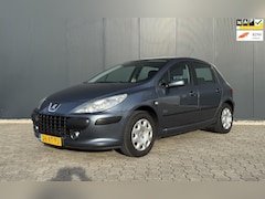 Peugeot 307 - 1.6-16V D.Sign Airco Cruise Trekhaak APK NAP