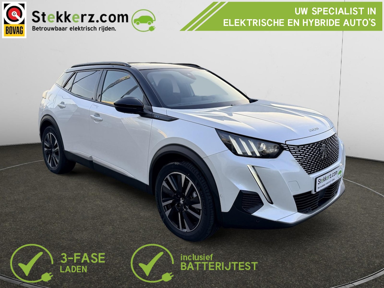 Peugeot e-2008 - EV GT 50 kWh Slechts 20km! | Panoramadak | 3-fase | Electr. best. stoel | Accutest - AutoWereld.nl
