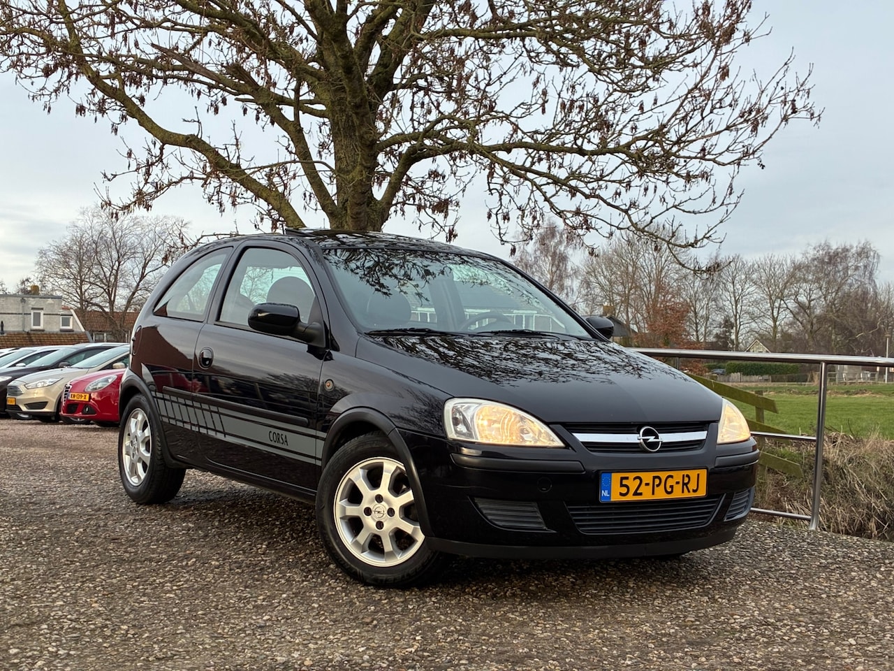 Opel Corsa - 1.2-16V Enjoy | NAP | Nette auto nu €2.450,-!! - AutoWereld.nl