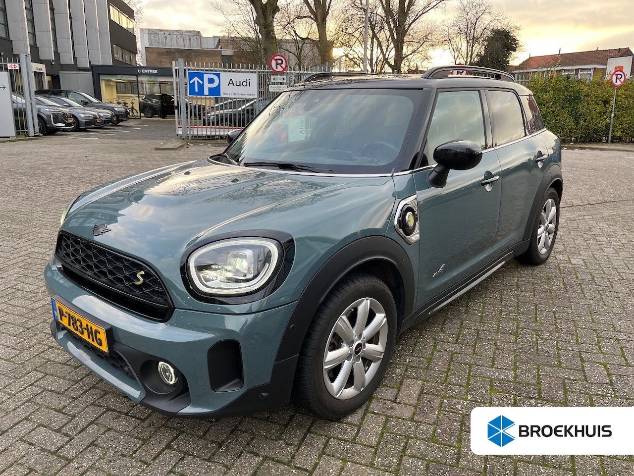 MINI Countryman - Mini 1.5 Cooper S E ALL4 | Panoramadak | Zomer en winterset | Head Up Display | Climate Co - AutoWereld.nl