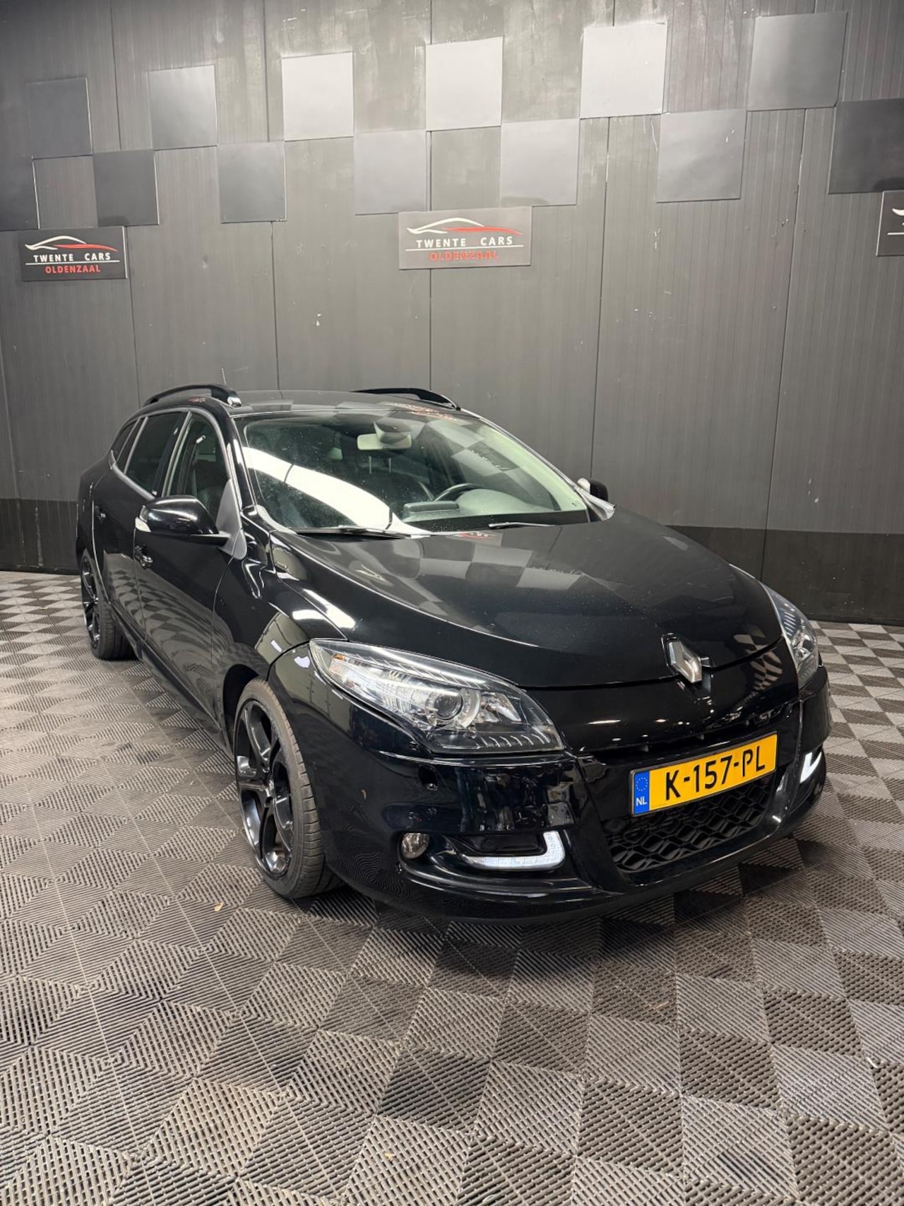 Renault Mégane Estate - 2.0 GT 220 | RS | Navi | Leder | PDC | - AutoWereld.nl