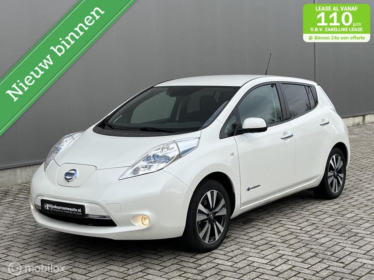 Nissan LEAF - Tekna 30 kWh, leder,bose, trekhaak, Camera,Vol ! - AutoWereld.nl