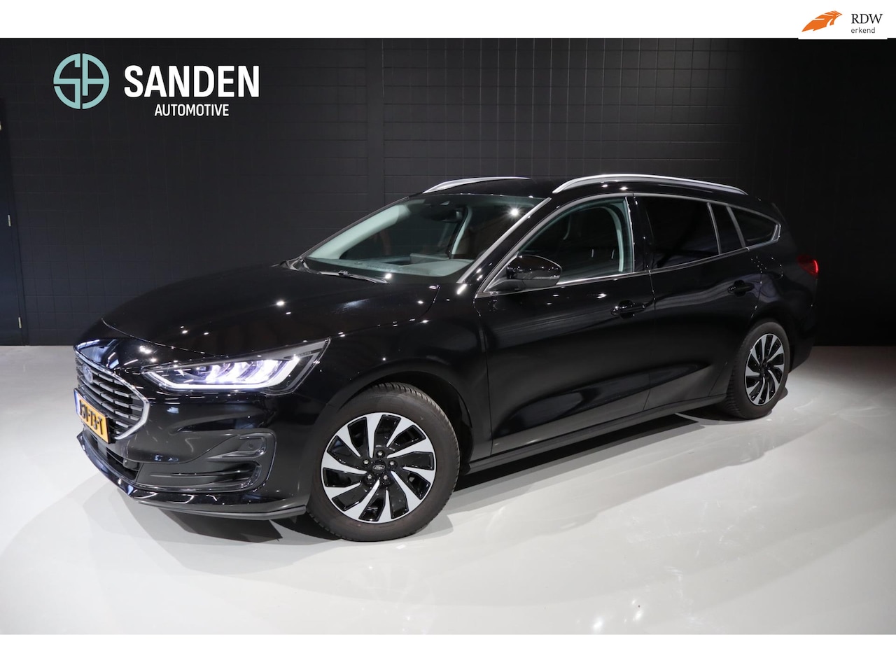 Ford Focus Wagon - 1.0 EcoBoost Hybrid Titanium |LAGE KM STAND | NAVI | WINTERPACK | CAMERA | ADAPTIVE CRUISE - AutoWereld.nl