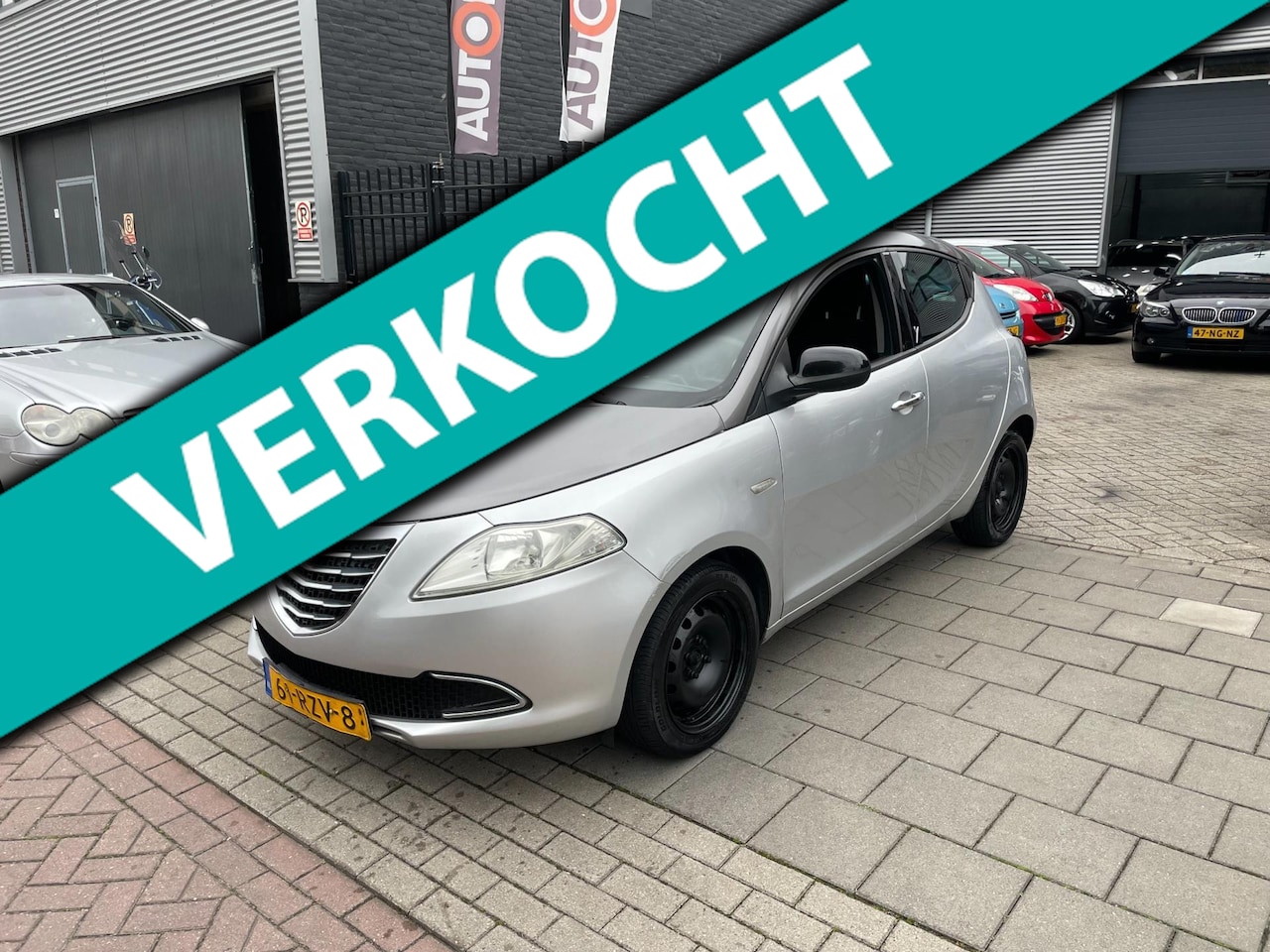 Lancia Y(psilon) - Ypsilon 0.9 TwinAir Silver Airco NAP APK 1 Jaar - AutoWereld.nl