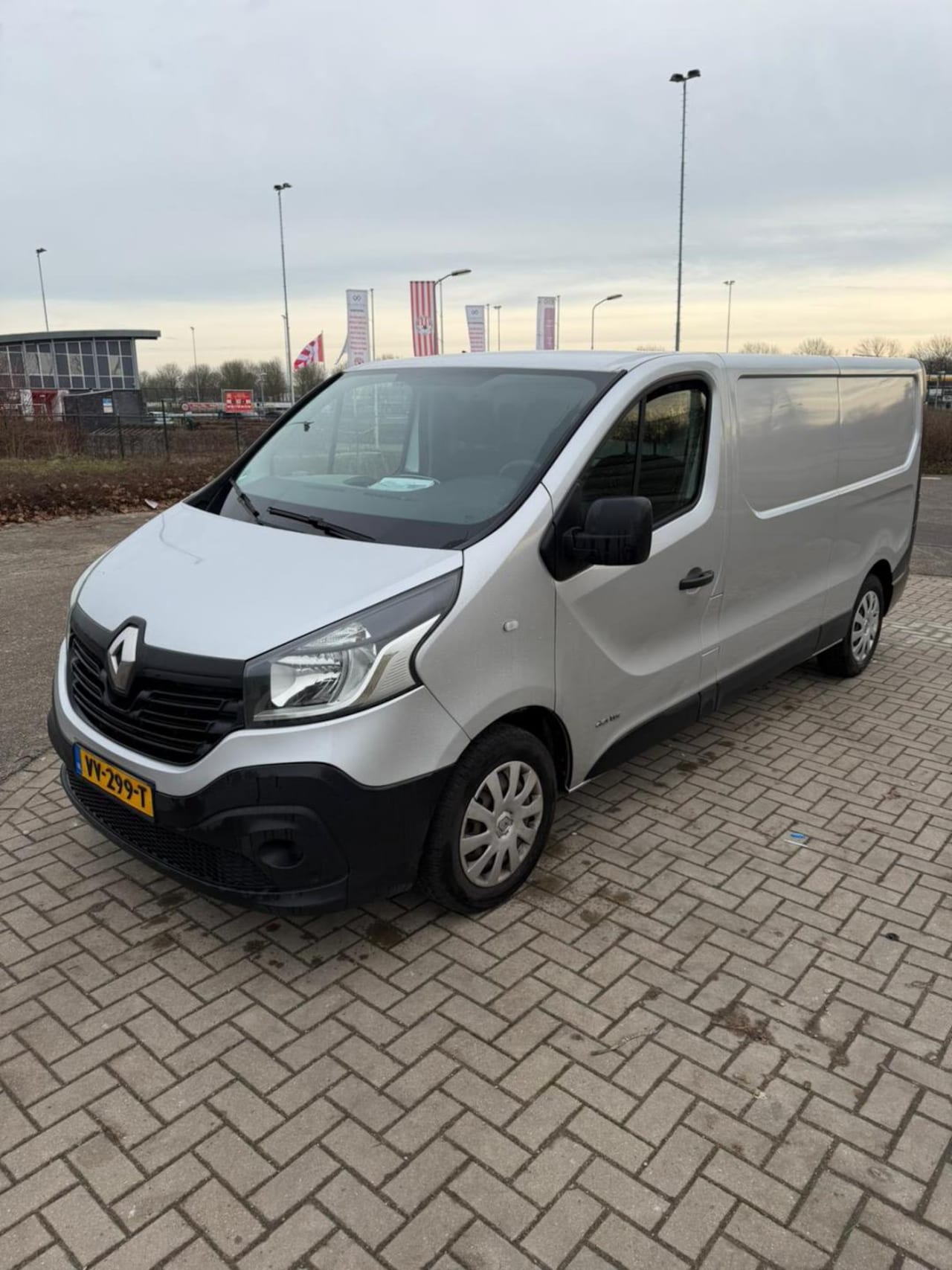 Renault Trafic - 1.6 dCi T29 L2H1 Comfort 1.6 dCi T29 L2H1 Comfort - AutoWereld.nl