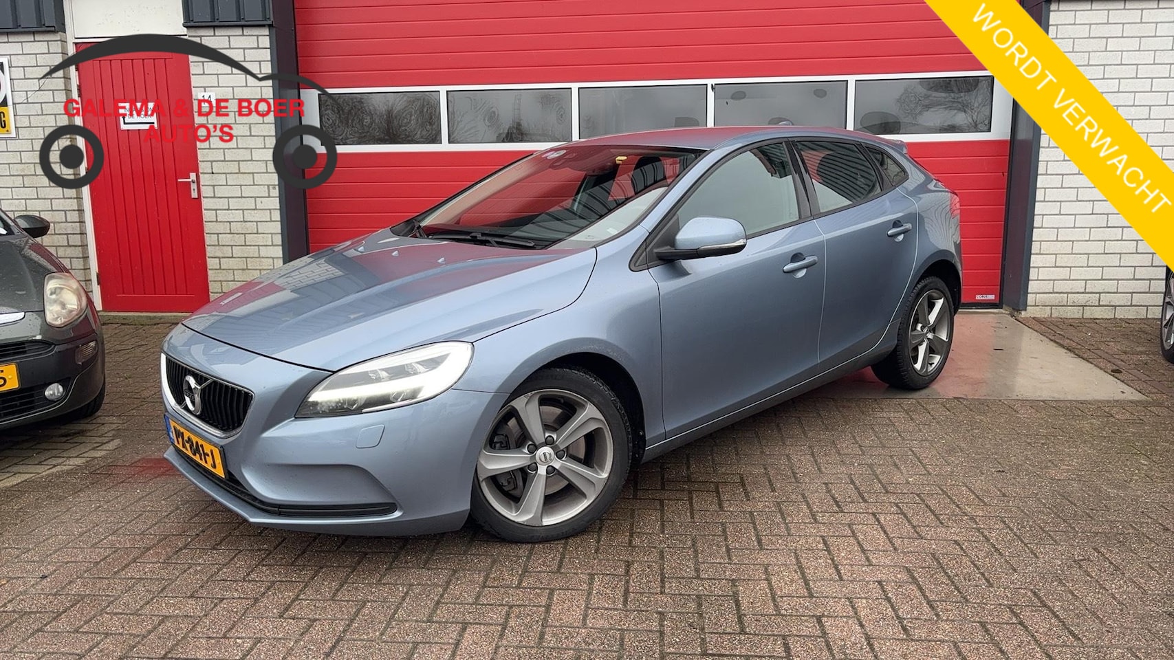 Volvo V40 - 1.5 T3 Nordic+ AUTOMAAT / TREKHAAK / FULL LED / STANDKACHEL / STOELVERW / NAVI / CLIMA / P - AutoWereld.nl