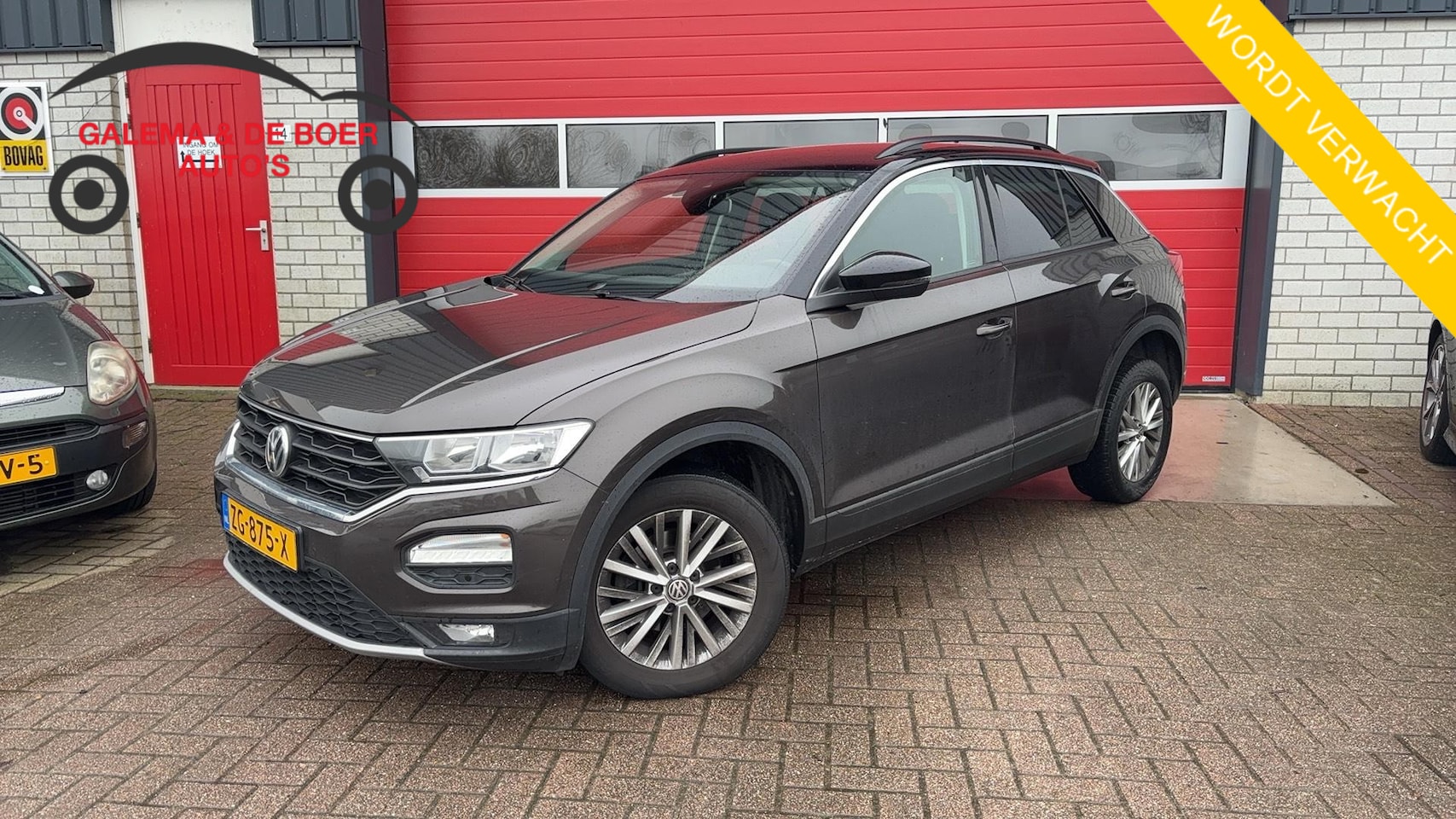 Volkswagen T-Roc - 1.5 TSI Style TREKHAAK / CARPLAY / NAVI / AIRCO / PDC / BLUETOOTH / CRUISE / NL-AUTO - AutoWereld.nl
