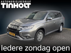 Mitsubishi Outlander - 2.4 PHEV Pure