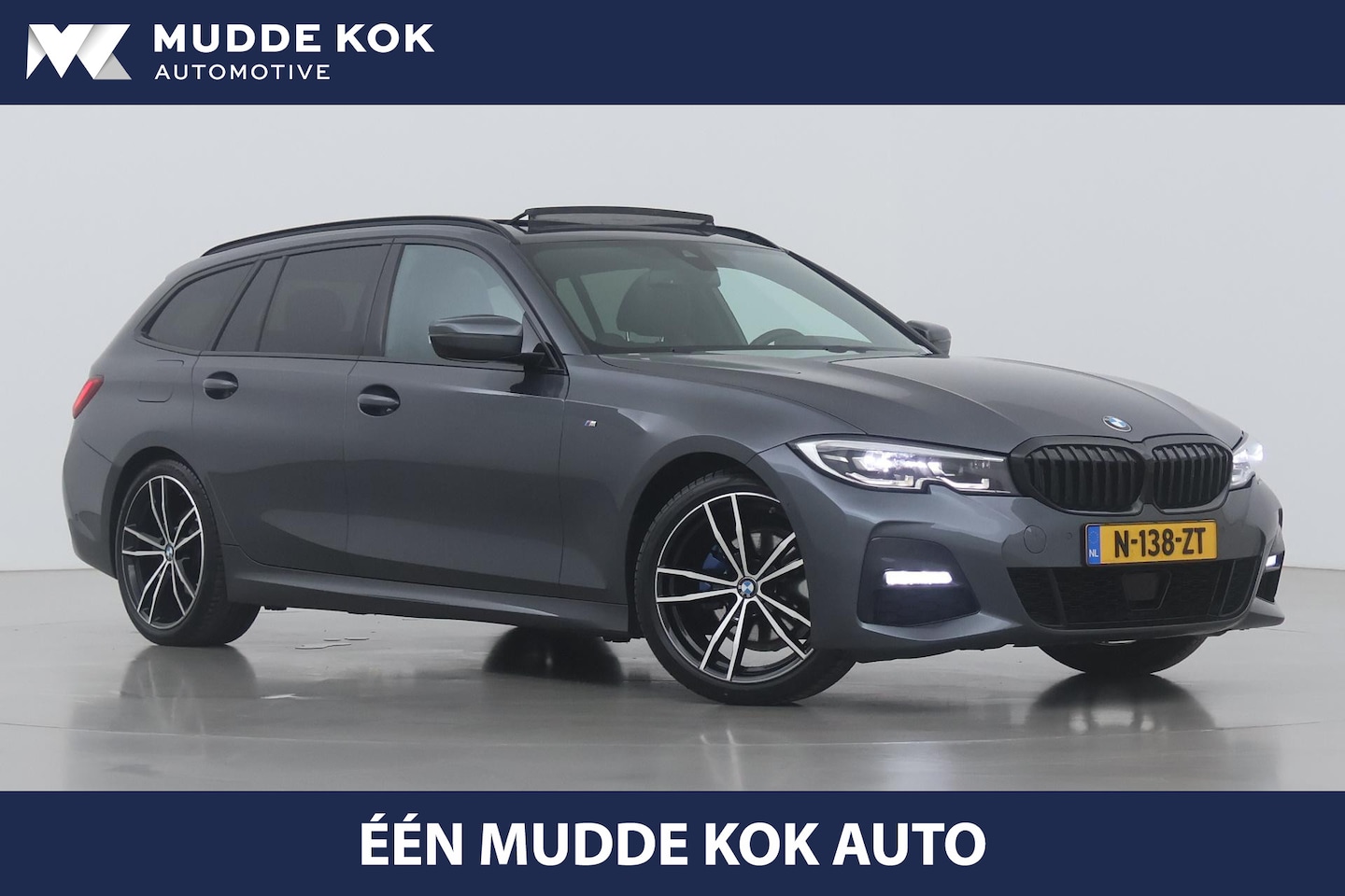 BMW 3-serie Touring - 320d High Executive | M-Sport | Panoramadak | Camera | Stoelverwarming | 19 Inch - AutoWereld.nl