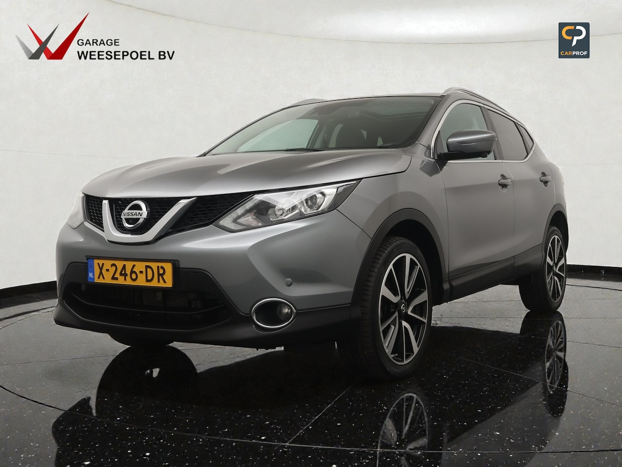 Nissan Qashqai - 1.2 Tekna Automaat - Navigatie - 360 graden camera - Climate control - Panoramadak - Trekh - AutoWereld.nl