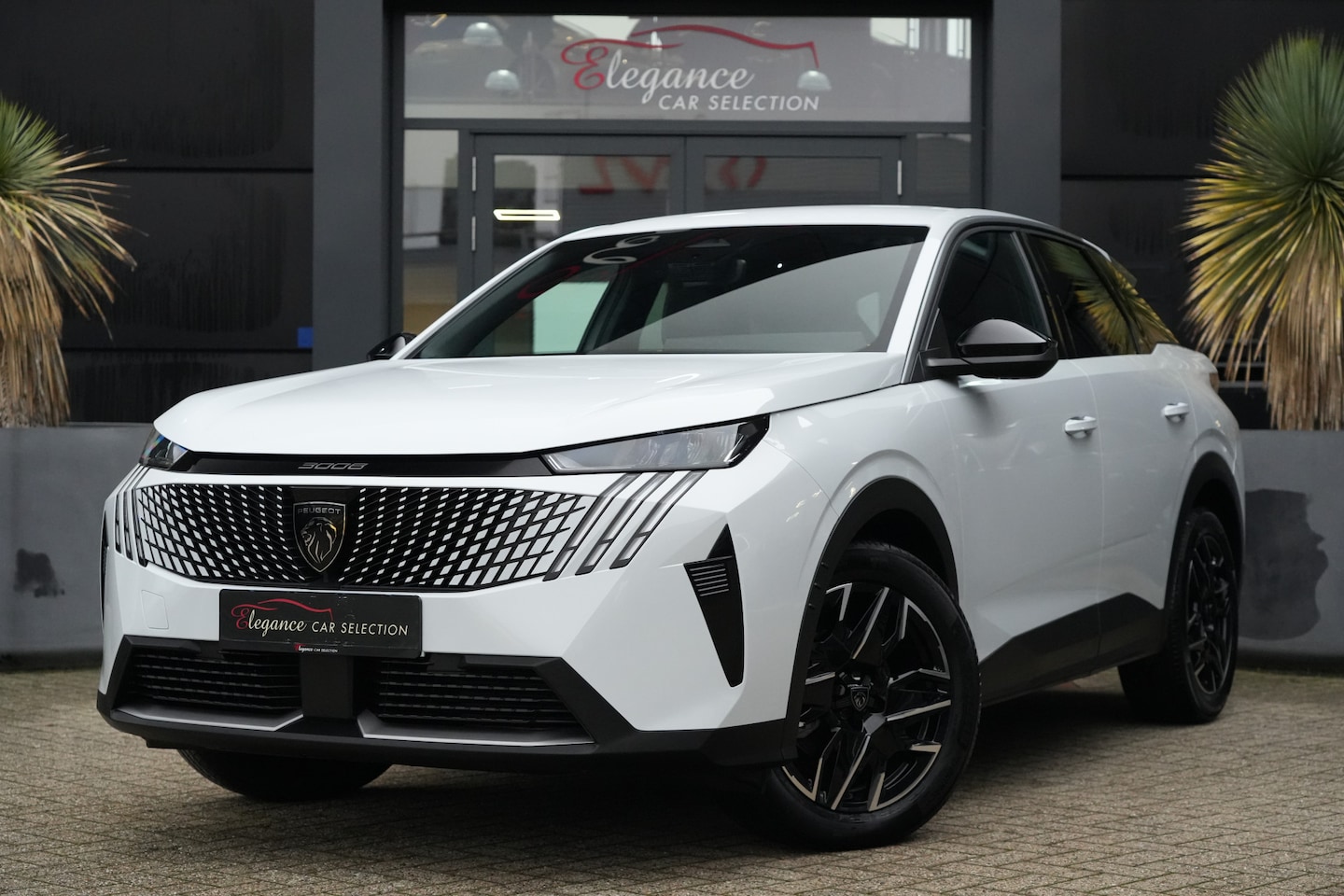 Peugeot 3008 - 1.2 Hybrid 145 Allure e-DSC6 136pk Navigatie/Stoelverwaring/Camera - AutoWereld.nl