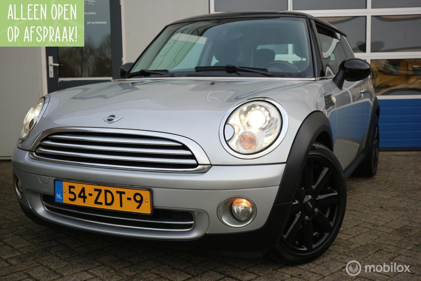 MINI Cooper - Mini 1.6 XENON/SPORTVELGEN/AIRCO - AutoWereld.nl
