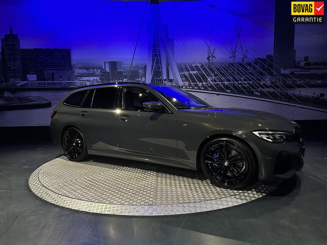 BMW 3-serie Touring - M340i xDrive High Executive *Dravit Grau*Pano*Leer*Camera* - AutoWereld.nl