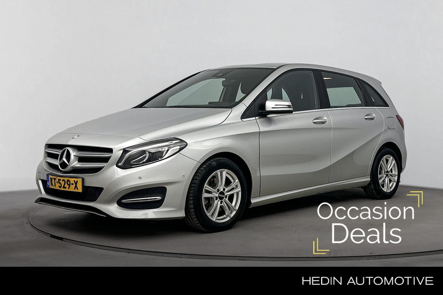 Mercedes-Benz B-klasse - B 180 Automaat Style Line | Trekhaak | Parktronic | LED | Stoelverwarming | Zitcomfortpakk - AutoWereld.nl