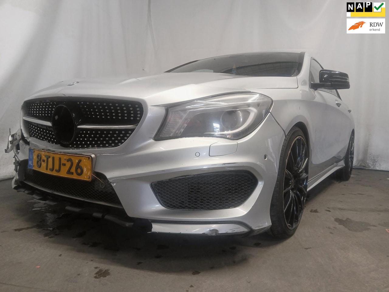 Mercedes-Benz CLA-Klasse - 180 Prestige SCHADEAUTO!! - AutoWereld.nl