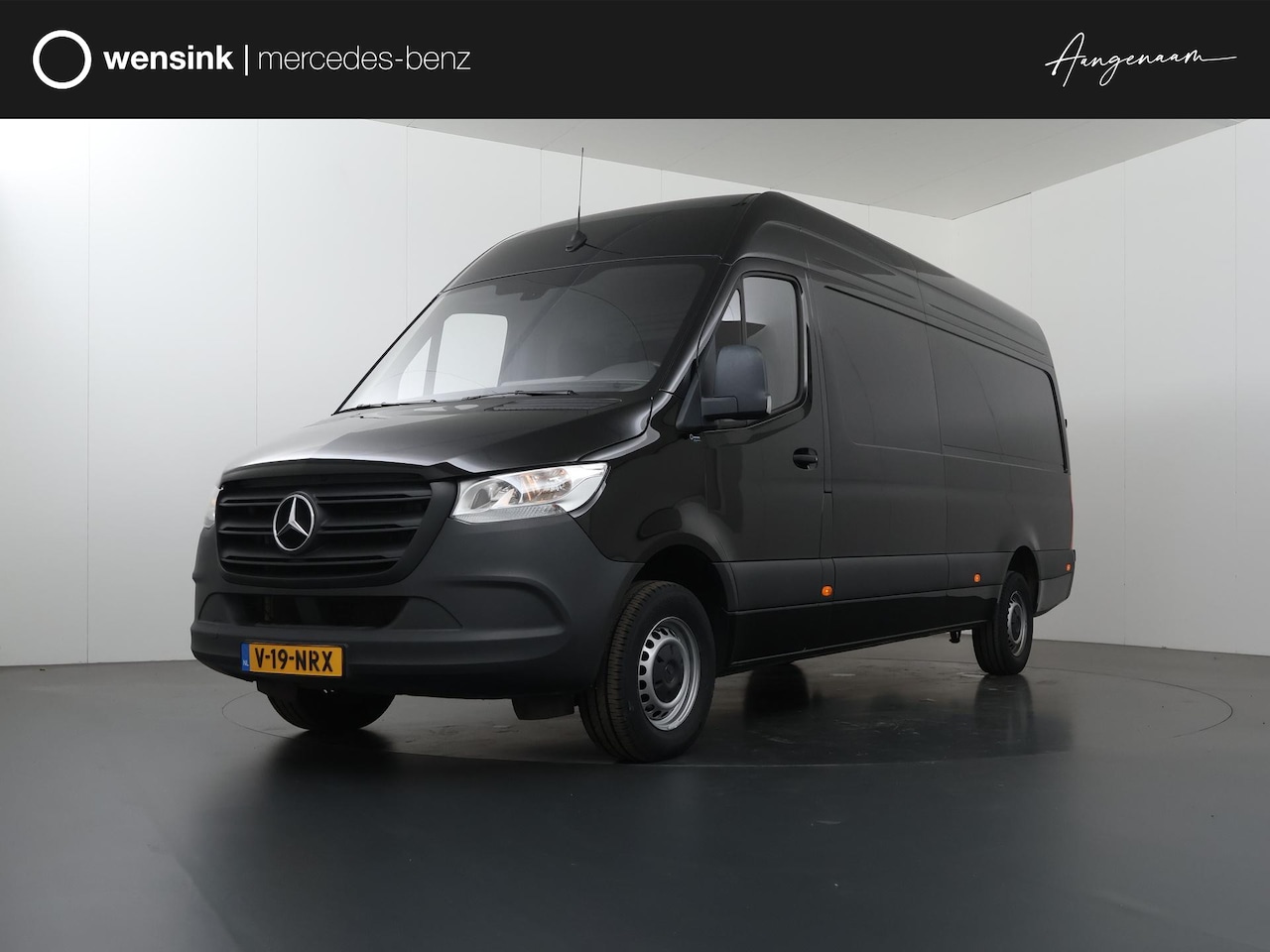 Mercedes-Benz Sprinter - 317 CDI | Aut. | L3 H2 | Pro | 3-zits | Navigatie | Parkeercamera | Airco | Keyless Go | C - AutoWereld.nl