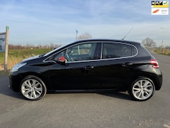 Peugeot 208 - 1.2 PureTech Roland Garros