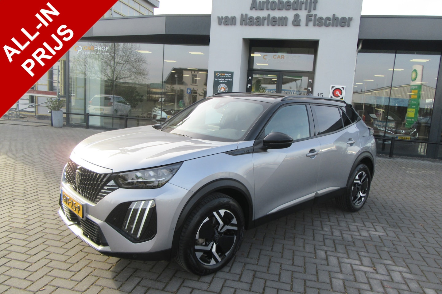 Peugeot 2008 - 1.2 Hybrid 136 GT Line, Blind Spot, Ad Cruise Control - AutoWereld.nl