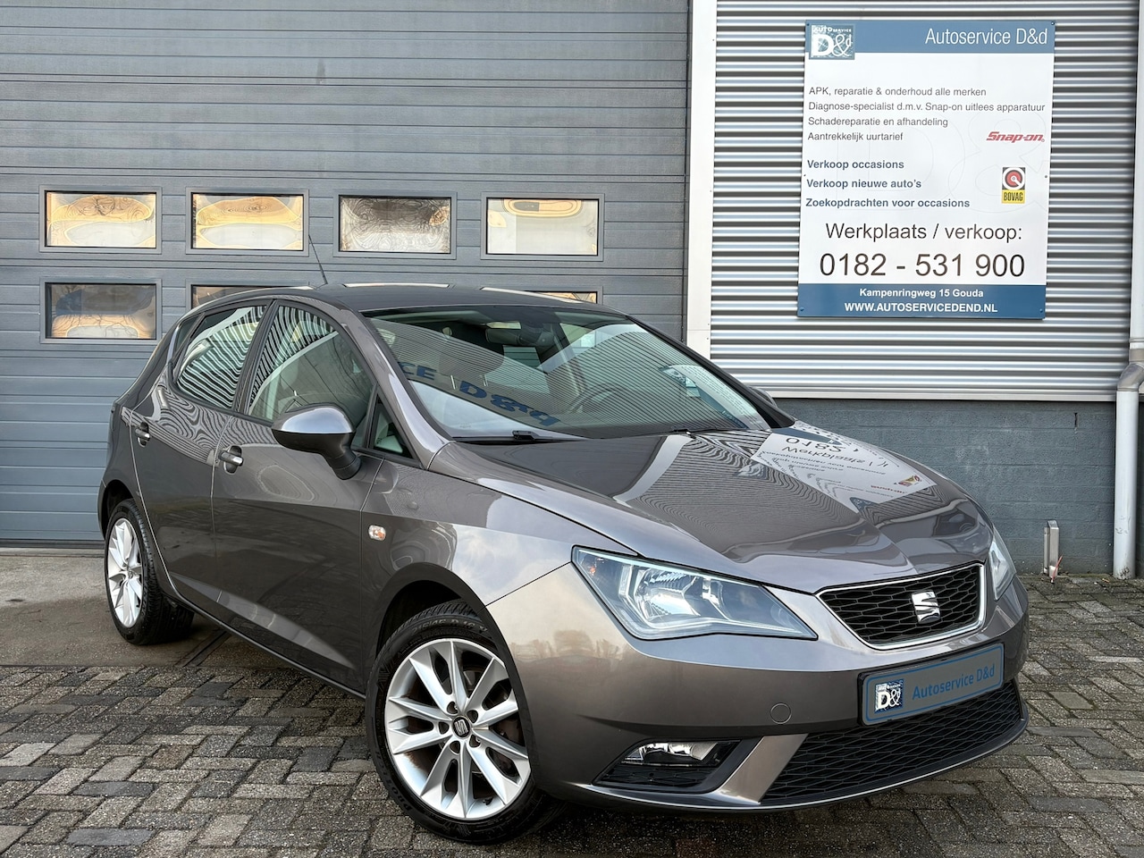 SEAT Ibiza - 1.0 EcoTSI Style Connect 2016|NAP|Navi|Cruise|PDC|Carplay| - AutoWereld.nl