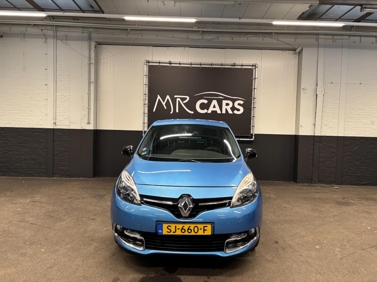 Renault Scénic - 1.2 TCe Bose Navi/Cruise Control/Airco - AutoWereld.nl