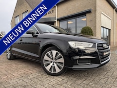 Audi A3 Limousine - 1.5 TFSI Design Pro Line Navigatie / Parkeersensors / Stoelverwarming