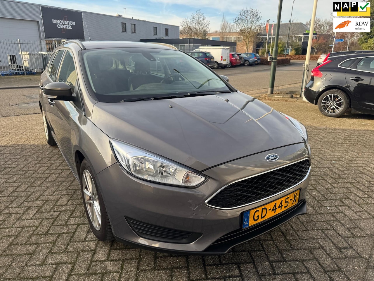 Ford Focus Wagon - 1.0 Trend Edition Airco, 1e Eig, Navigatie - AutoWereld.nl
