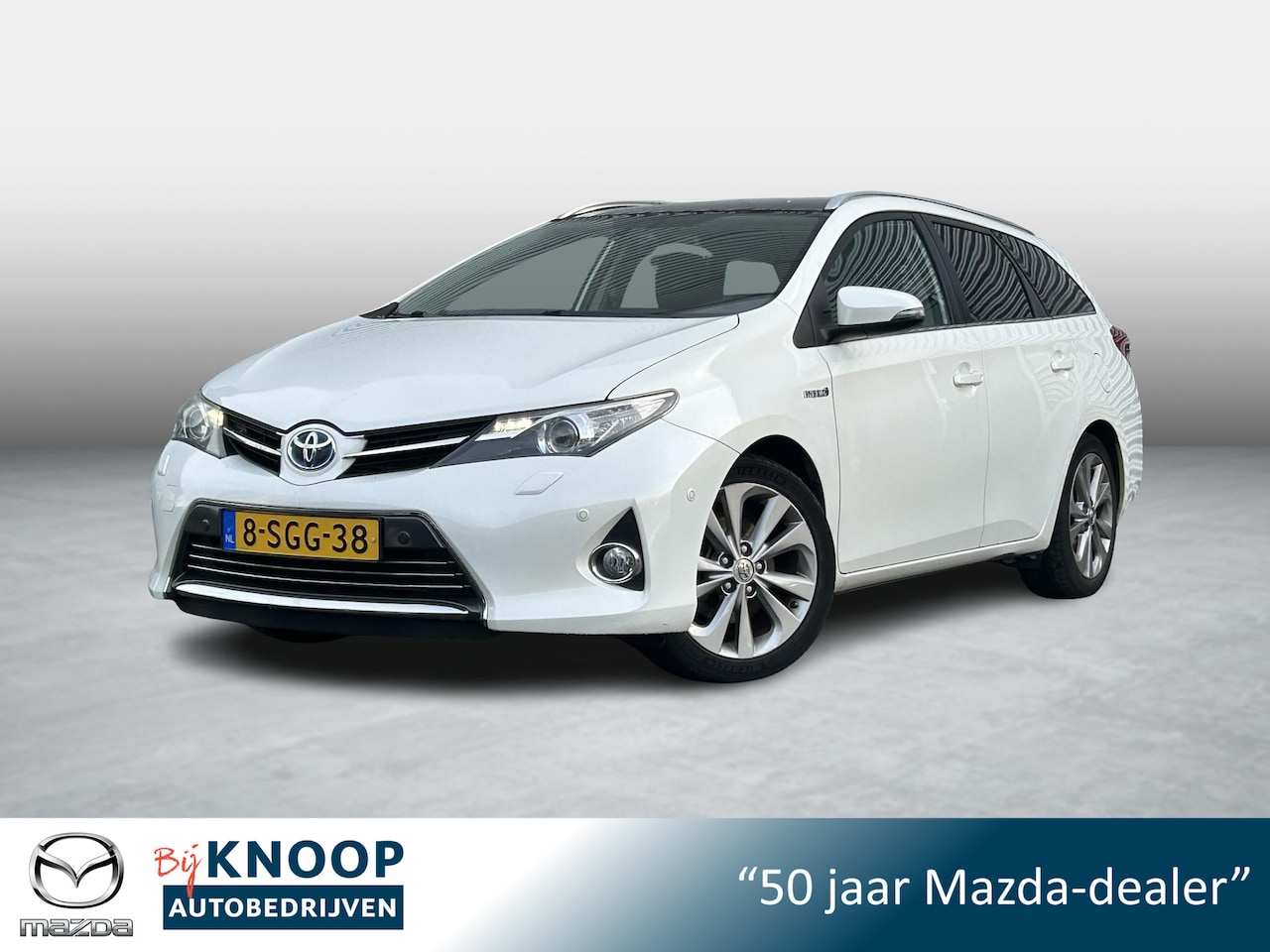 Toyota Auris Touring Sports - 1.8 Hybrid Lease Pro | Camera | Panodak | Goed onderhouden | - AutoWereld.nl