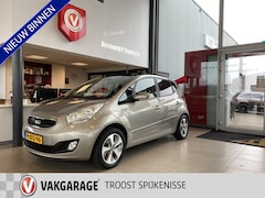 Kia Venga - 1.4 CVVT World Cup Edition, Panoramadak, Navigatie, Achteruitrijcamera, Spraakbediening, T
