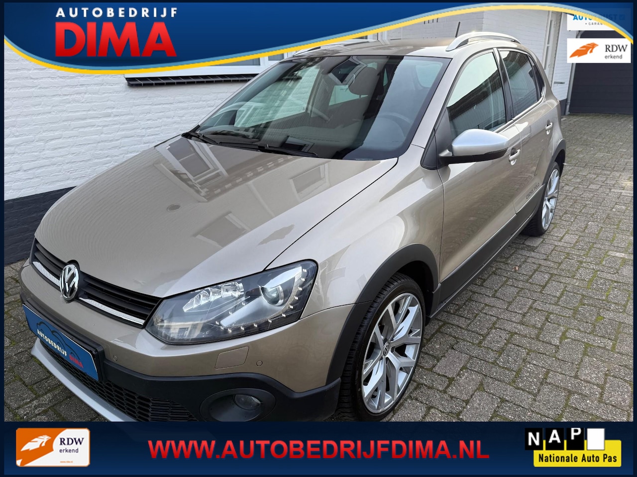 Volkswagen Polo - 1.2 TSI Cross 110 Pk Automaat/ 1e Eigenaar/ ECC/ Xenon/ PDC/ Stoelverwarming - AutoWereld.nl