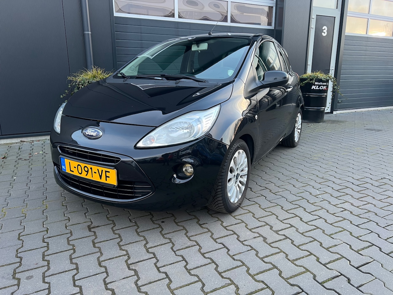 Ford Ka - 1.2 Champions Edition NIEUWE APK !! - AutoWereld.nl