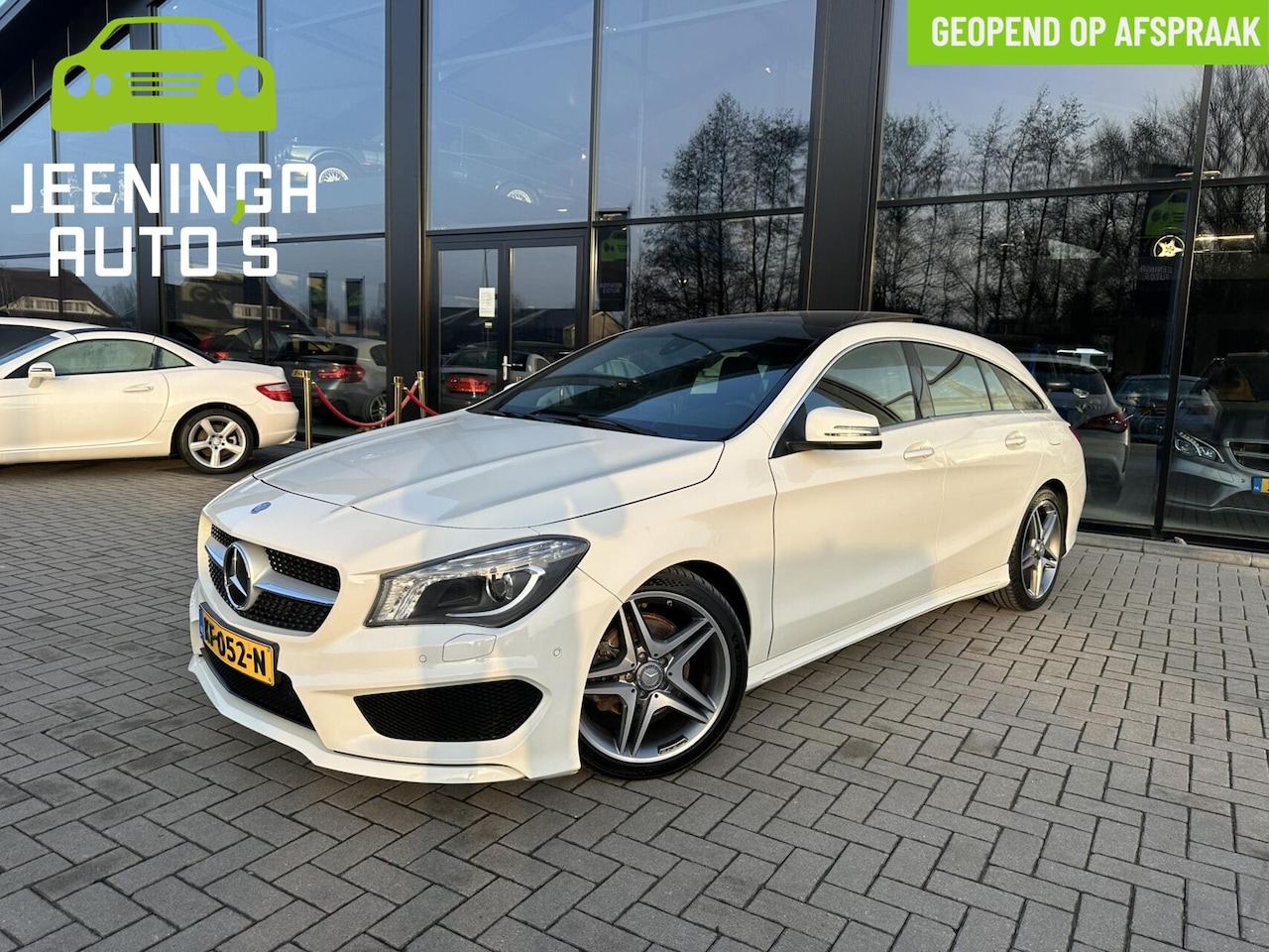 Mercedes-Benz CLA-Klasse - 180 Ambition|Alcantara|Pano|Navi|AMG - AutoWereld.nl