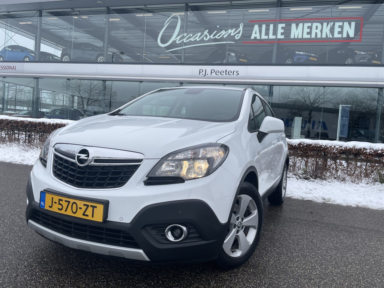 Opel Mokka - 1.6 Selection Airco - Cruise control - Parkeersensoren achter - Navigatie - Dakrails - Mul - AutoWereld.nl