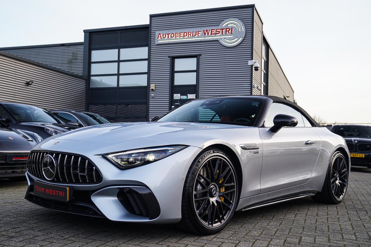 Mercedes-Benz SL-klasse Roadster - AMG 63 4MATIC+ | BTW incl | Carbon Package | Stoelkoeling | Burmester Surround Sound | 21 - AutoWereld.nl