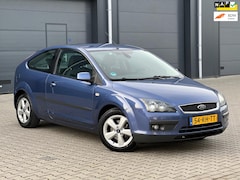 Ford Focus - 1.6-16V FIRST EDITION APK-02-2027'