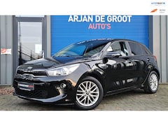 Kia Rio - 1.4 100PK 4 Cilinder Navi Clima Camera Carplay Dealer onderhouden