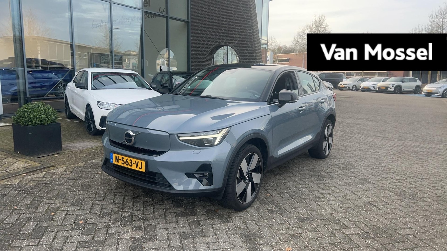 Volvo C40 - Recharge Twin Intro Edition 78 kWh 408 PK | Panoramadak | Stoelgeheugen functie | 360 came - AutoWereld.nl