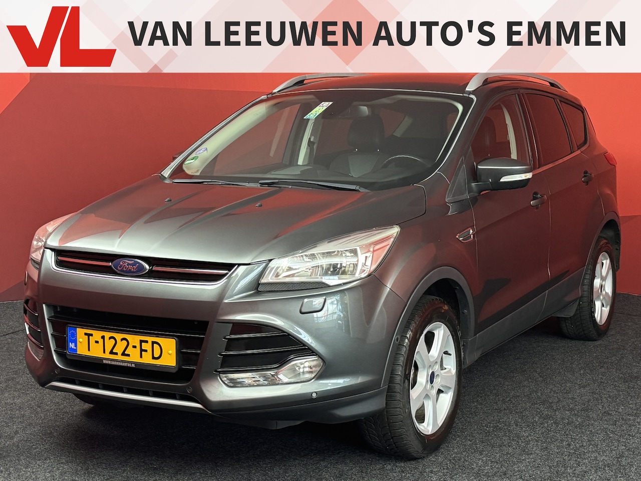 Ford Kuga - 1.5 Titanium | Navigatie | Trekhaak | PDC | Verwarmde Voorruit | - AutoWereld.nl