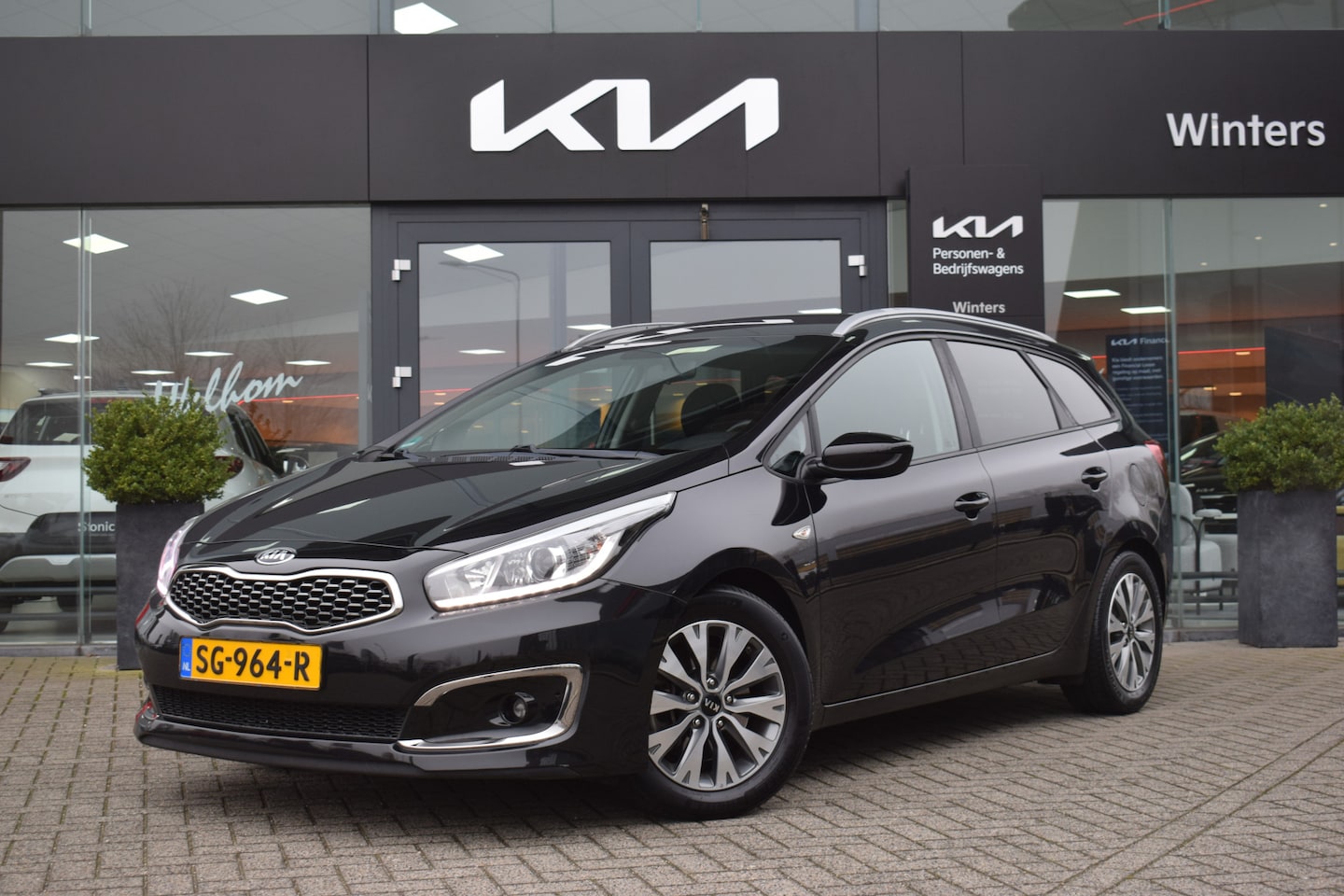 Kia Cee'd Sportswagon - 1.0 T-GDi ComfortPlusLine Navigator | Navigatie | Climate Control | Cruise Control | Achte - AutoWereld.nl
